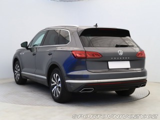 Volkswagen Ostatní modely Touareg Elegance 3.0 TDI 2018