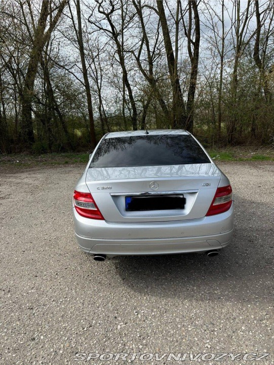Mercedes-Benz C 3,2 320 CDI 4MATIC 2010