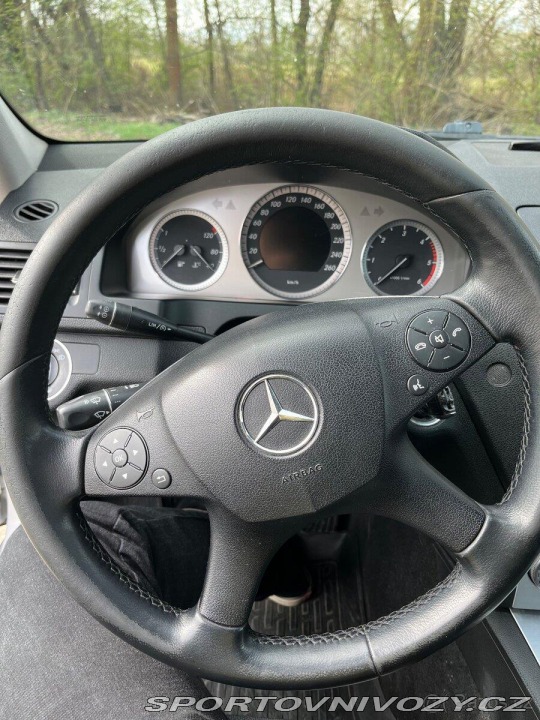Mercedes-Benz C 3,2 320 CDI 4MATIC 2010