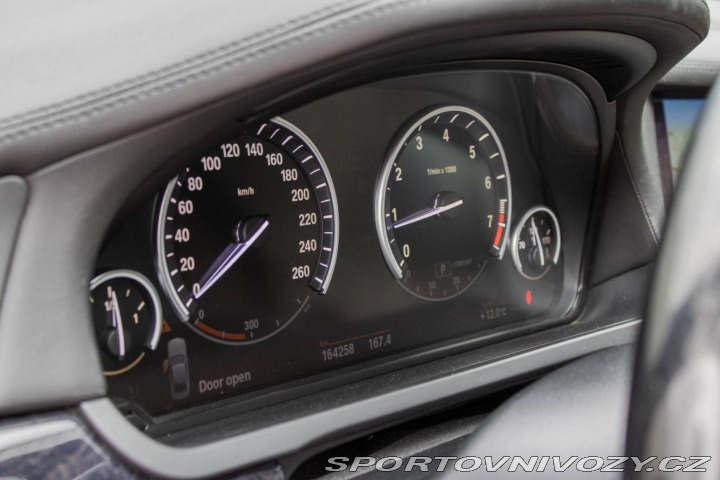 BMW 7 750i 4.4 V8 - ZÁRUKA 1 r 2011