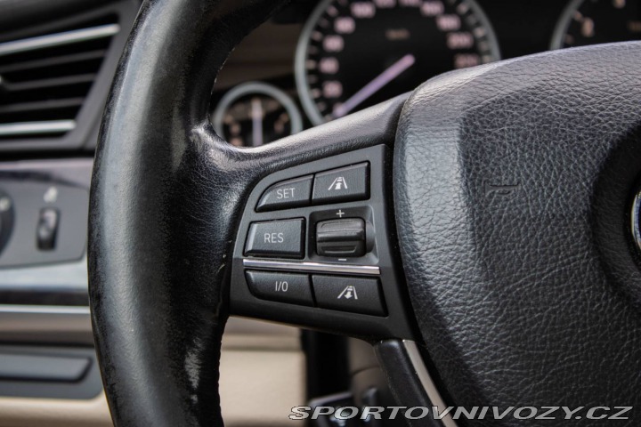 BMW 7 750i 4.4 V8 - ZÁRUKA 1 r 2011