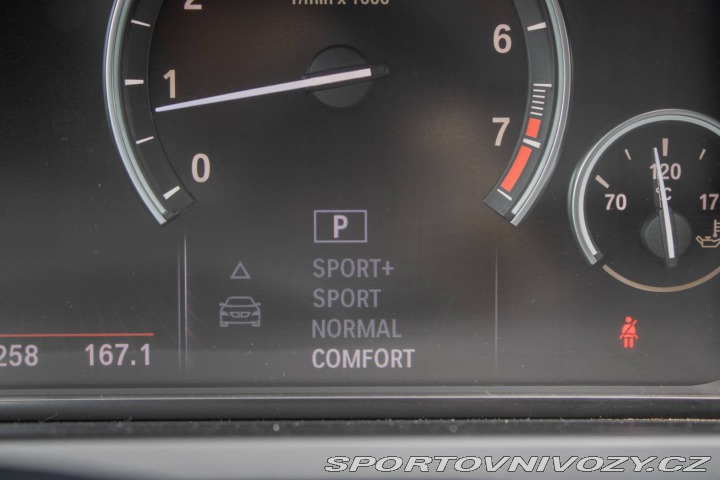 BMW 7 750i 4.4 V8 - ZÁRUKA 1 r 2011