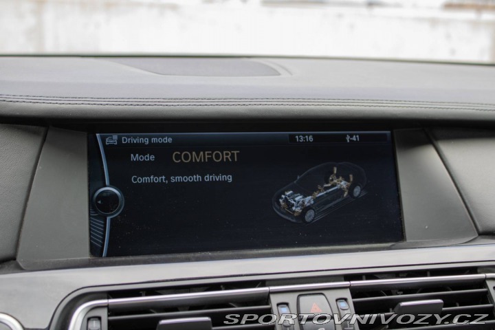 BMW 7 750i 4.4 V8 - ZÁRUKA 1 r 2011