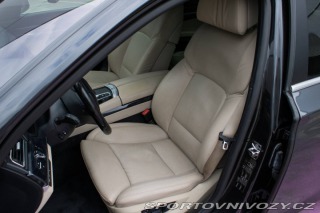 BMW 7 750i 4.4 V8 - ZÁRUKA 1 r 2011