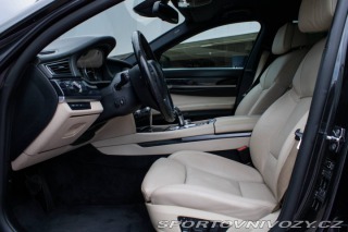 BMW 7 750i 4.4 V8 - ZÁRUKA 1 r 2011