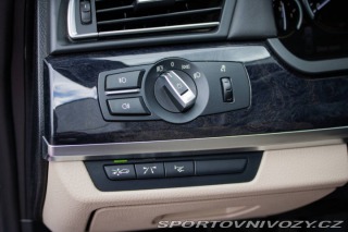 BMW 7 750i 4.4 V8 - ZÁRUKA 1 r 2011