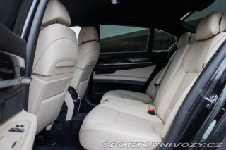 BMW 7 750i 4.4 V8 - ZÁRUKA 1 r 2011