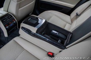 BMW 7 750i 4.4 V8 - ZÁRUKA 1 r 2011