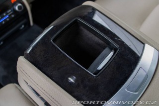 BMW 7 750i 4.4 V8 - ZÁRUKA 1 r 2011