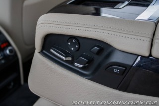 BMW 7 750i 4.4 V8 - ZÁRUKA 1 r 2011