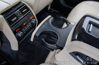 BMW 7 750i 4.4 V8 - ZÁRUKA 1 r 2011