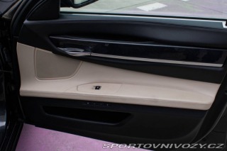 BMW 7 750i 4.4 V8 - ZÁRUKA 1 r 2011