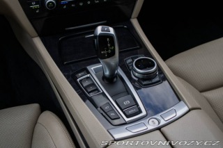 BMW 7 750i 4.4 V8 - ZÁRUKA 1 r 2011