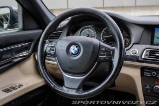 BMW 7 750i 4.4 V8 - ZÁRUKA 1 r 2011