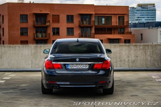 BMW 7 750i 4.4 V8 - ZÁRUKA 1 r 2011