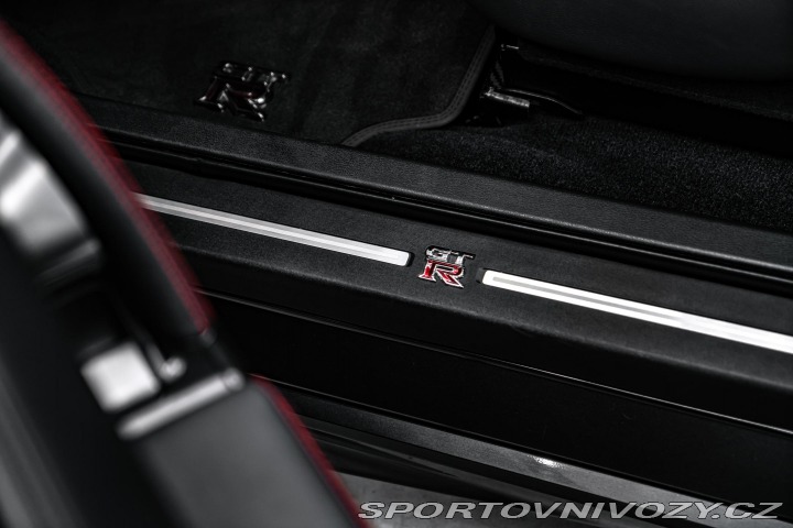 Nissan GT-R TRACK EDITION IPE/NISMO/C 2019