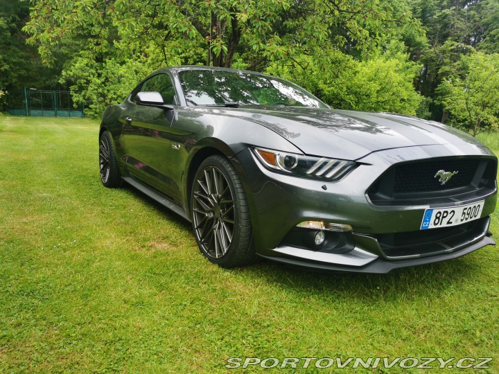 Ford Mustang 5.0 GT ,MANUÁL 2015