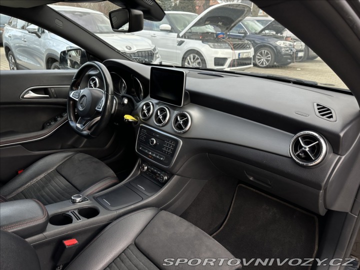 Mercedes-Benz CLA 220d 4Matic 2016