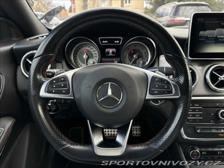 Mercedes-Benz CLA 220d 4Matic 2016