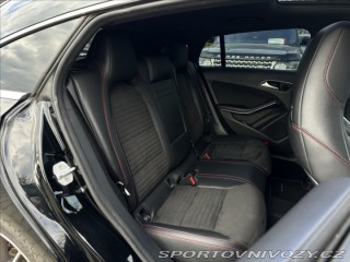 Mercedes-Benz CLA 220d 4Matic 2016
