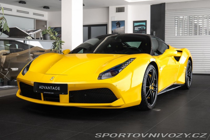 Ferrari 488 Lift/Carbon/GialloModena 2016