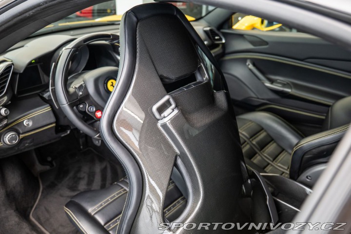 Ferrari 488 Lift/Carbon/GialloModena 2016