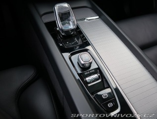Volvo Ostatní modely XC60  T8 Twin Engine 2020