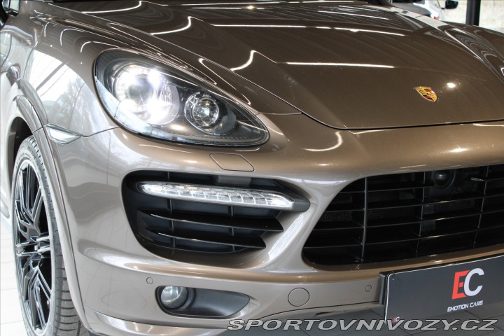 Porsche Cayenne V8 GTS BOSE / SportChrono 2012
