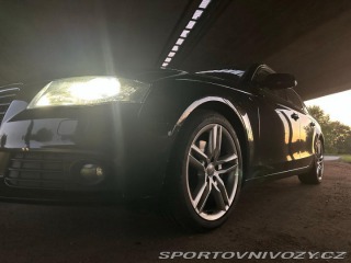 Audi A4 3,0 TDI quattro Avant TD 2011
