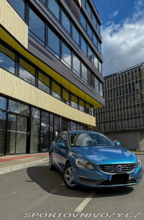 Volvo V60 D4 diesel, automat 2014