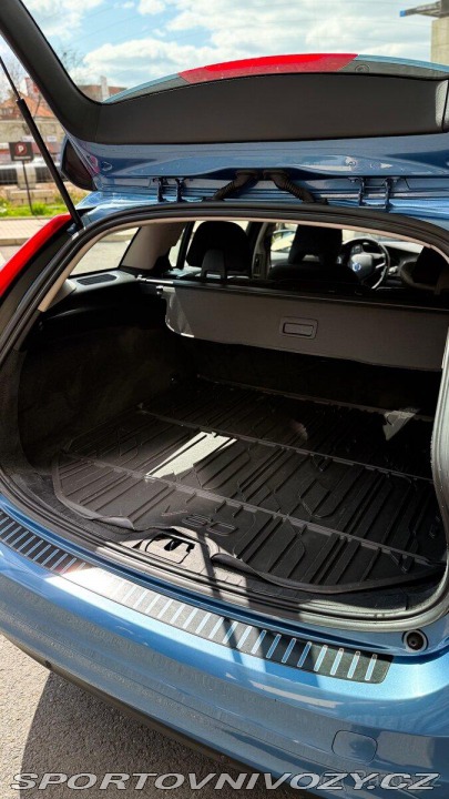 Volvo V60 D4 diesel, automat 2014