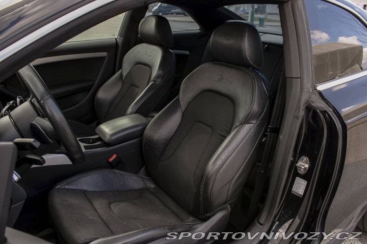 Audi A5 3.0 TDI DPF quattro S tr 2012