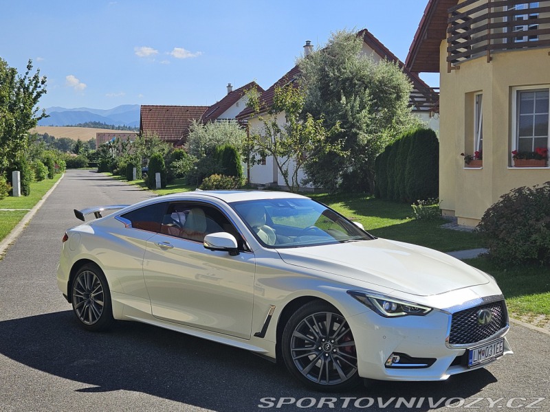 Infiniti Q60 