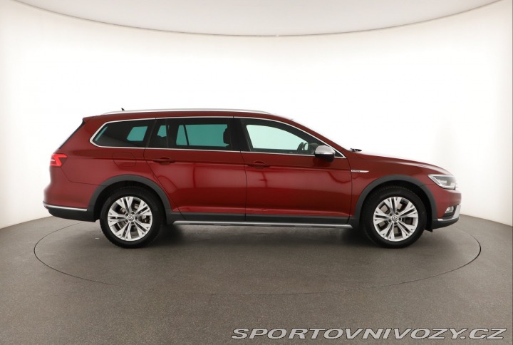 Volkswagen Ostatní modely Passat Alltrack 2.0 BiTDI 2016