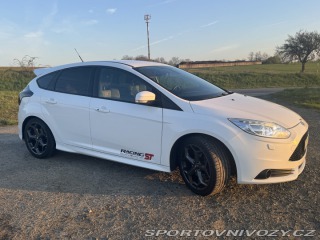 Ford Focus ST  2012