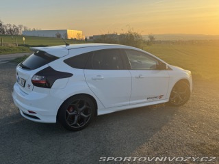 Ford Focus ST  2012