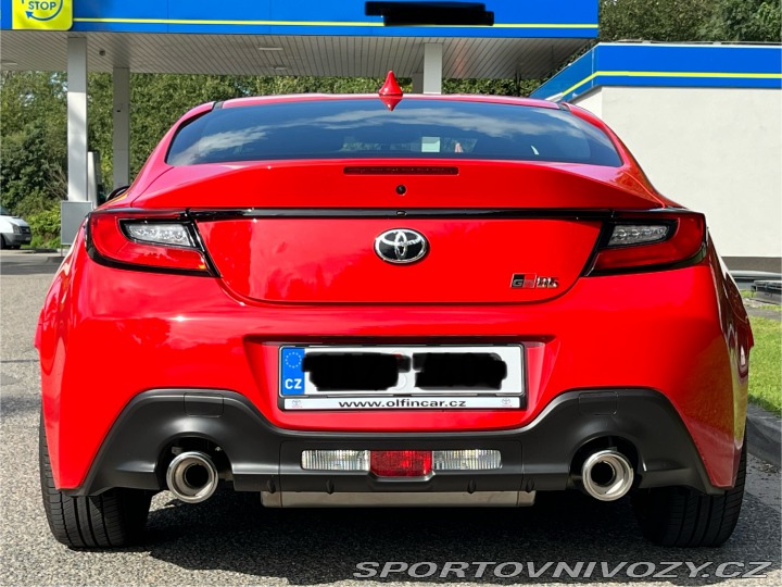 Toyota GR86 2.4 6MT Dynamic 2023