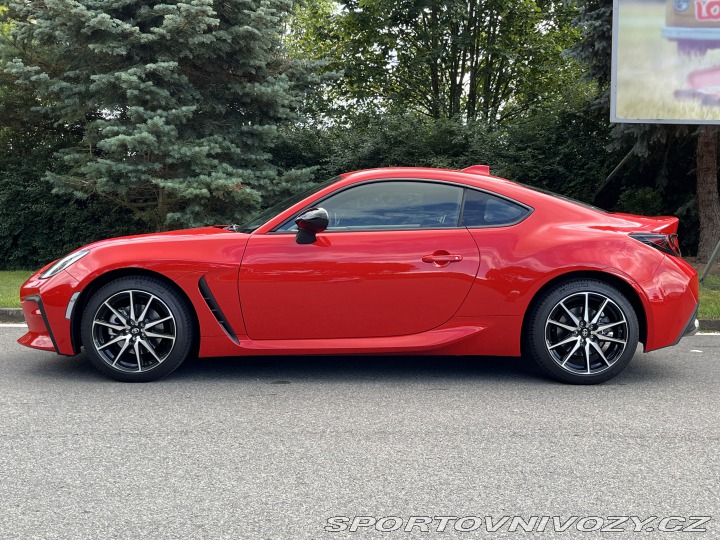 Toyota GR86 2.4 6MT Dynamic 2023
