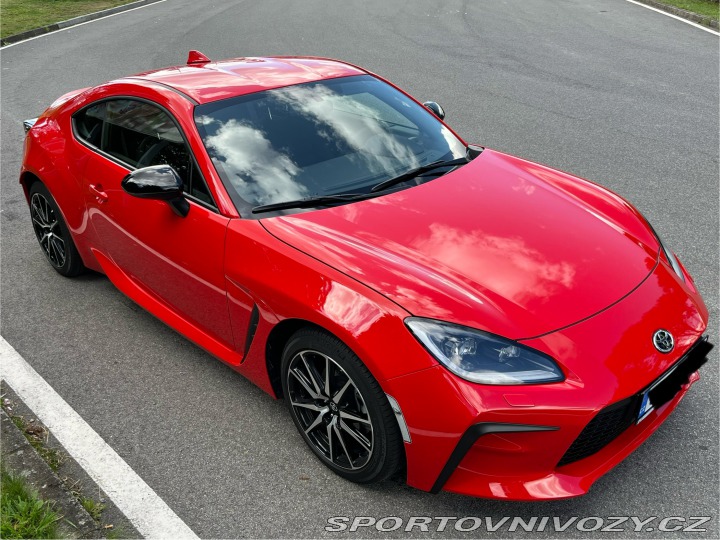 Toyota GR86 2.4 6MT Dynamic 2023