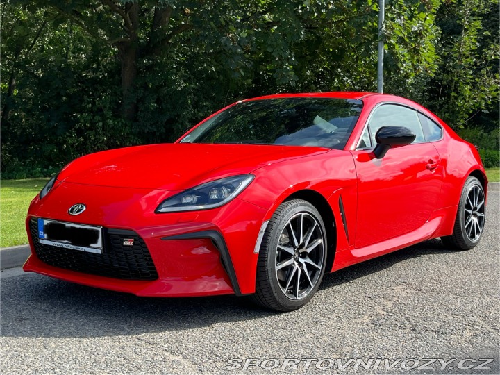 Toyota GR86 2.4 6MT Dynamic 2023