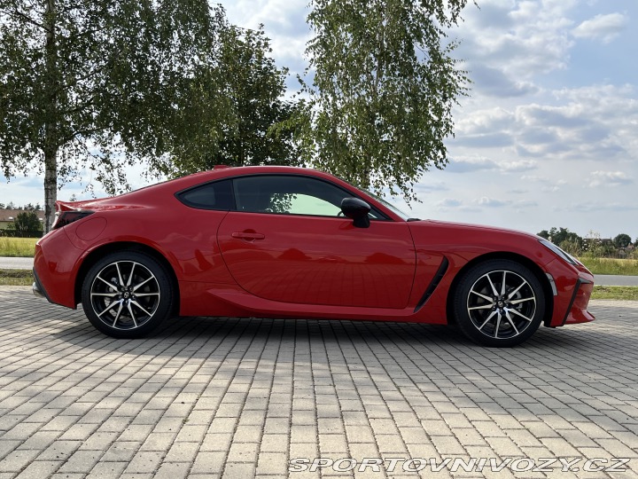 Toyota GR86 2.4 6MT Dynamic 2023