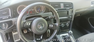Volkswagen Golf  2015