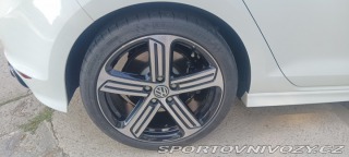 Volkswagen Golf  2015