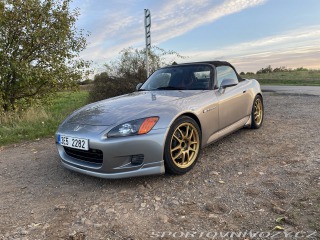 Honda S2000 
