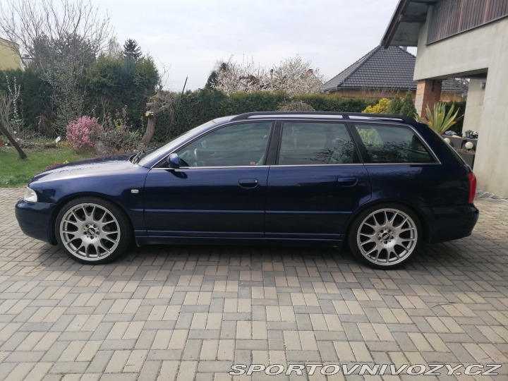 Audi S4 8D B5 2001