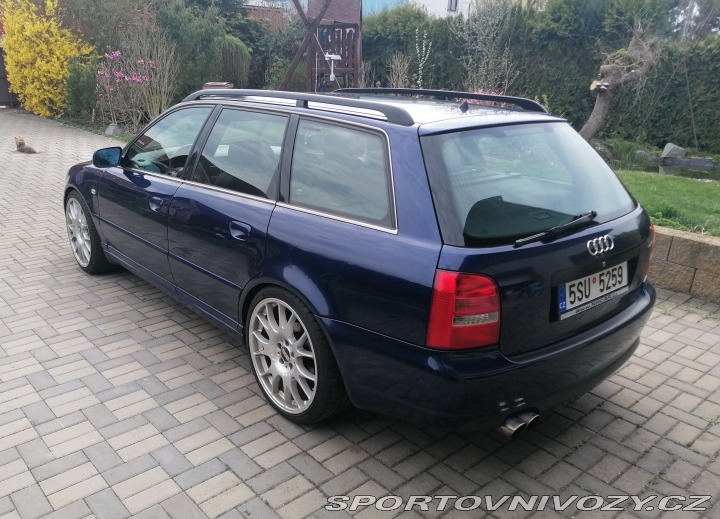 Audi S4 8D B5 2001