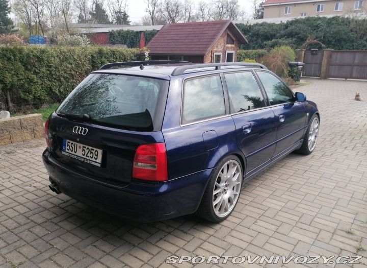 Audi S4 8D B5 2001