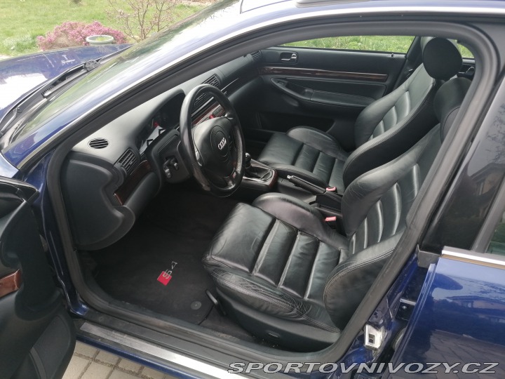 Audi S4 8D B5 2001