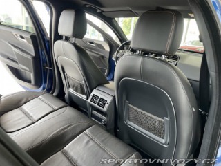 Jaguar XE 25t 177kW*Aut*Xenon*Prest 2015