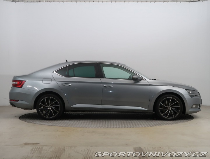 Škoda Superb Laurin&Klement 2.0 TS 2016
